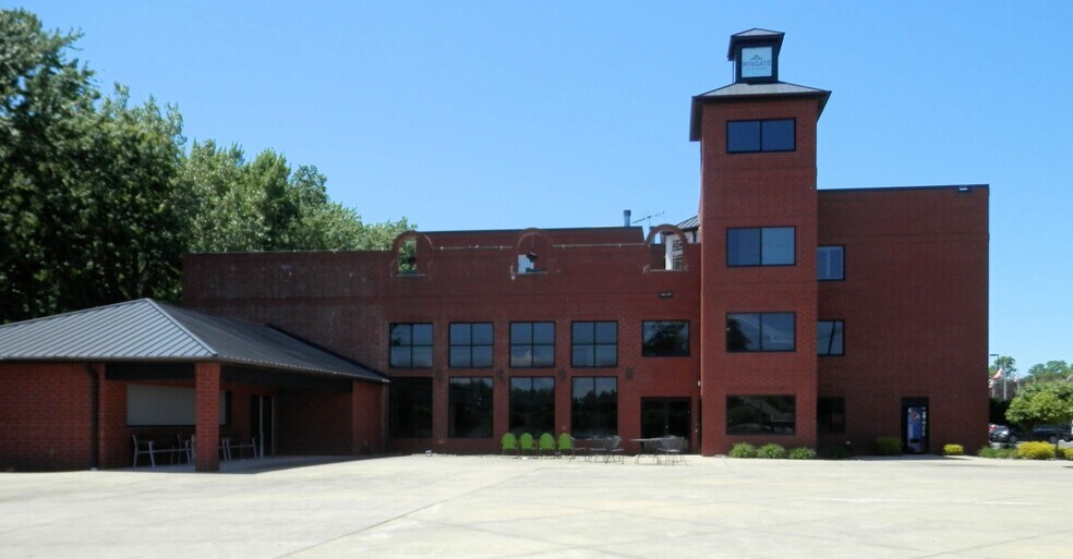 More Photos Of 5783 Heisley Rd, Mentor Hotel For Sale