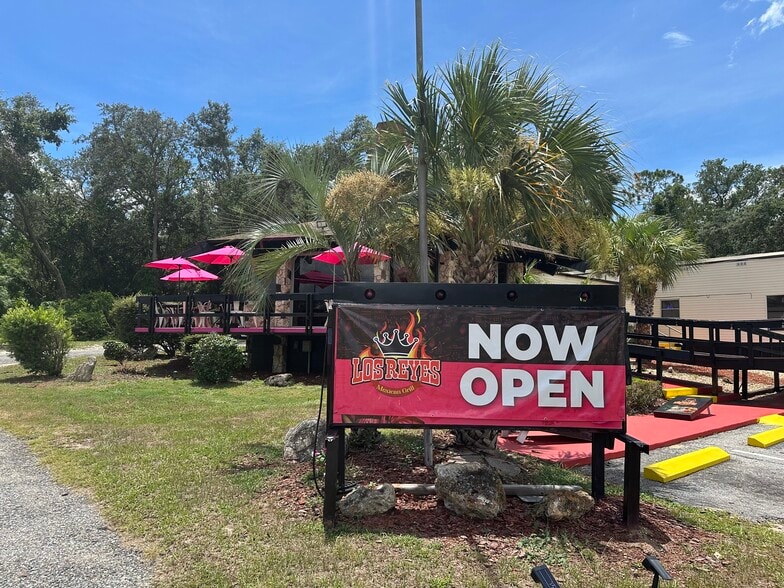 More Photos Of 3430 Hwy 441, Fruitland Park Restaurant For Sale