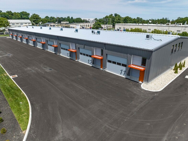 More Photos Of 4310 Glendale Milford Rd, Blue Ash Self Storage For Sale