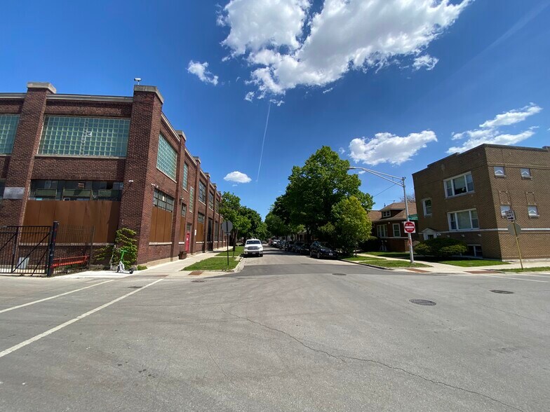 More Photos Of 4850 W Bloomingdale Ave, Chicago Warehouse For Sale