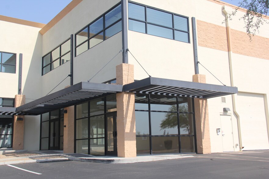 More Photos Of 34215 N Black Mountain Pky, Cave Creek Self Storage For Lease