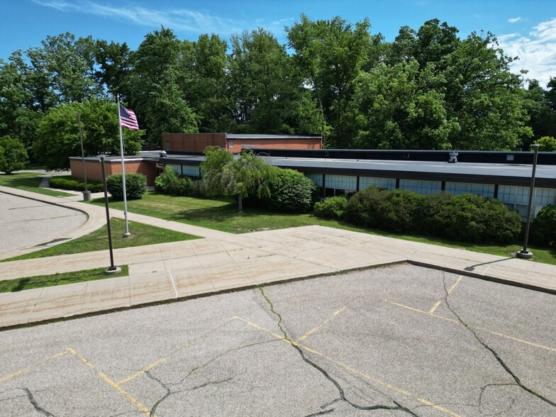 More Photos Of 11218 N Linden Rd, Clio Schools For Sale