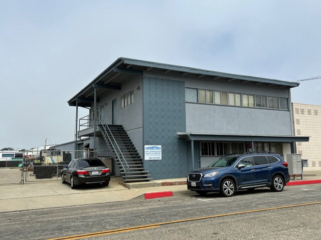 More Photos Of 1775-1783 Callens Rd, Ventura Warehouse For Lease