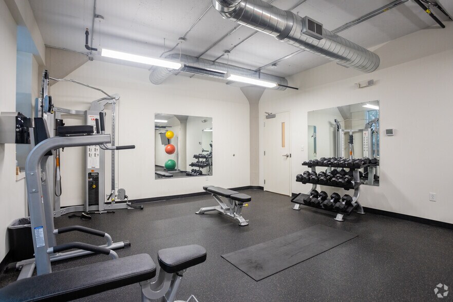 More Photos Of 538 Erie Blvd W, Syracuse Apartments For Lease