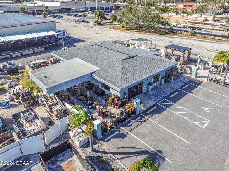Primary Photo Of 2036 S Ridgewood Ave, Daytona Beach Medical For Sale