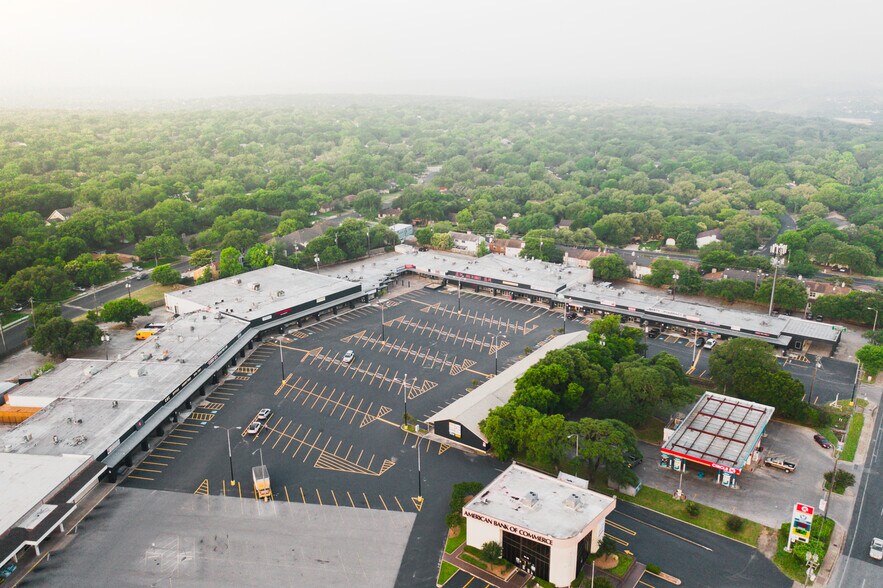 More Photos Of 8668 Spicewood Springs Rd, Austin Land For Lease