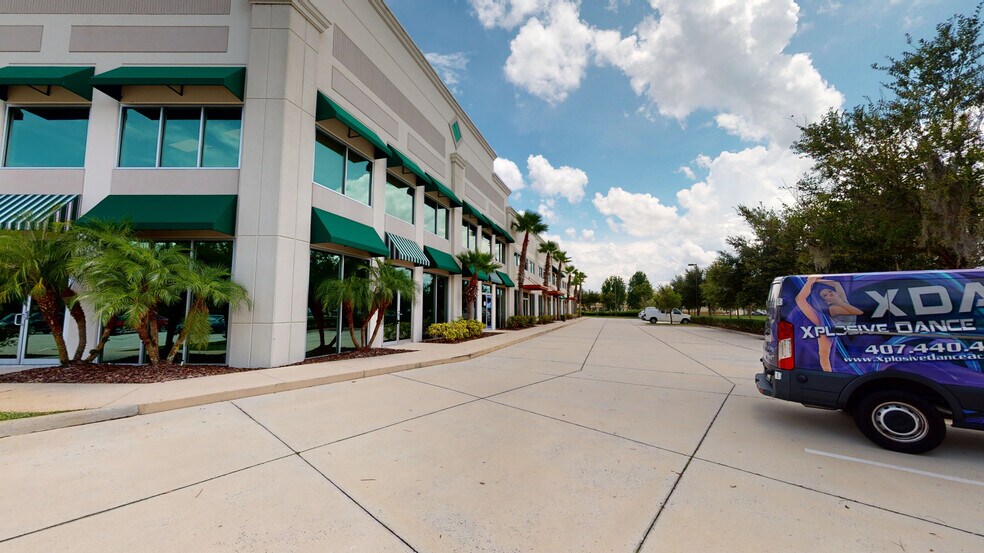 More Photos Of 6557 Hazeltine National Dr, Orlando Distribution For Lease