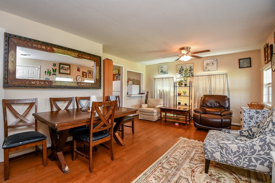 More Photos Of 2206 Hartwick Rd, Houston Contractor Storage Yard For Sale