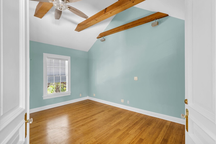 More Photos Of 1409 Truman Ave, Key West Specialty For Sale