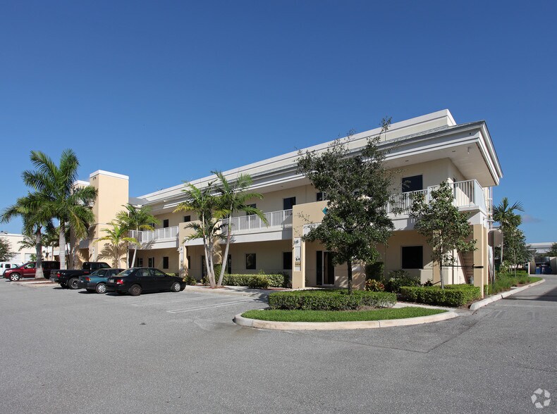 More Photos Of 2775 Vista Pky, West Palm Beach Light Distribution For Lease