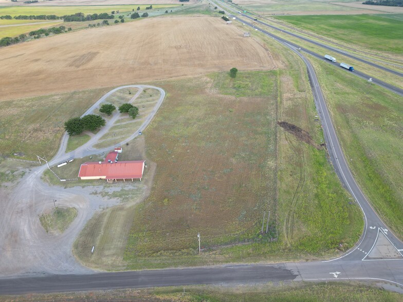 Primary Photo Of 633 Grand ave, Texola Flex For Sale