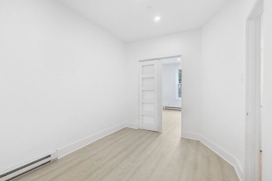 More Photos Of 5500-5510 Rue Cartier, Montréal Apartments For Sale