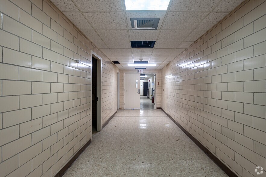 More Photos Of 140 High St, Springfield Unknown For Sale