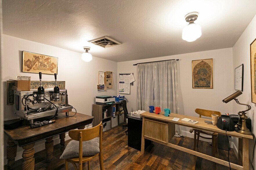 More Photos Of 600 South Ave W, Missoula General Retail For Sale