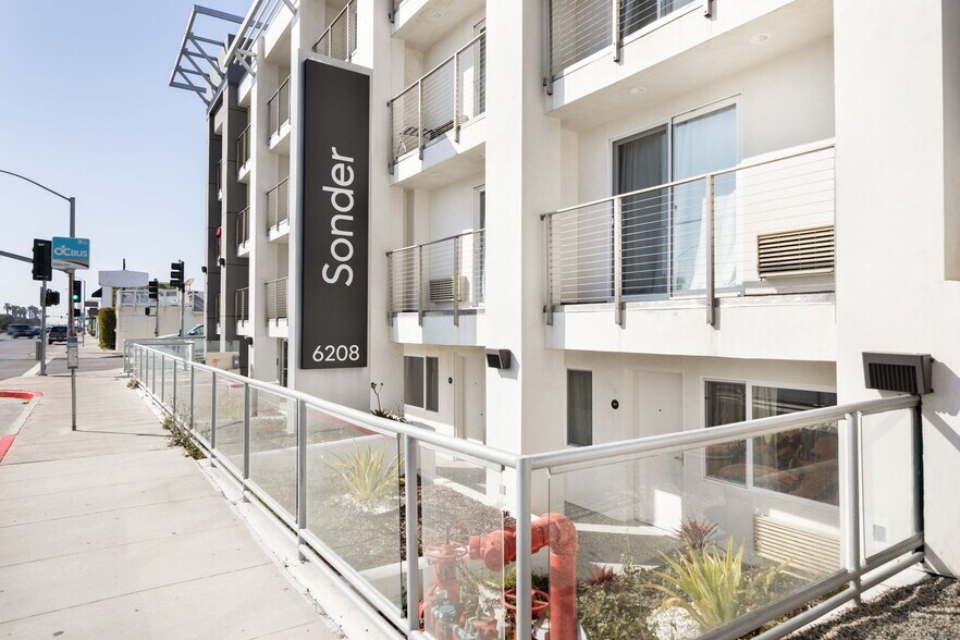 More Photos Of 6208 W Pacific Coast Hwy, Newport Beach Hospitality For Sale