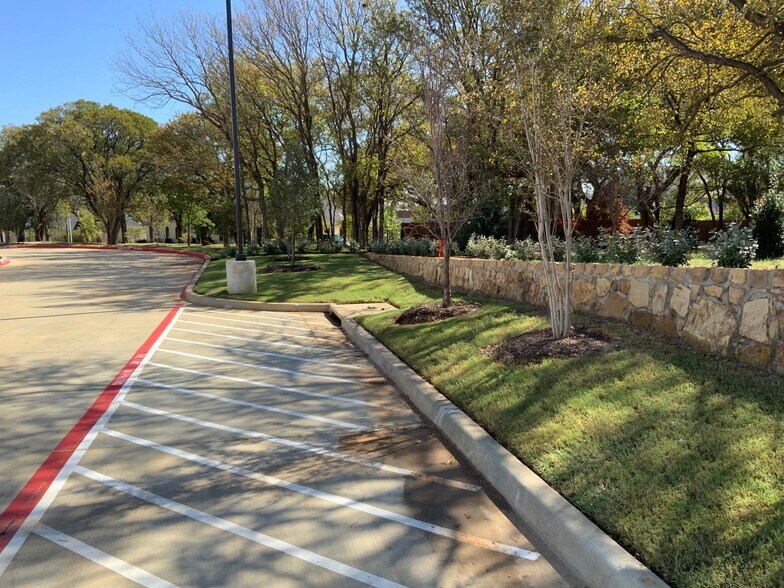 More Photos Of 380 S Nolen Dr, Southlake Office For Sale