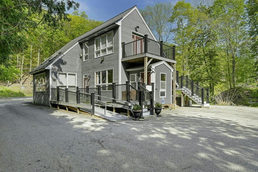 More Photos Of 74 N Main St, North Grafton Medical For Sale