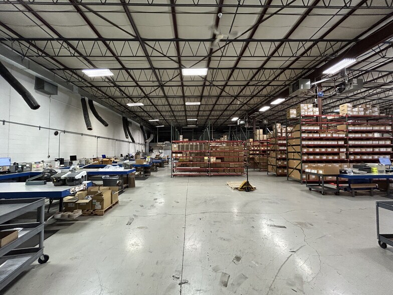 More Photos Of 355 W Boden St, Milwaukee Industrial For Sale