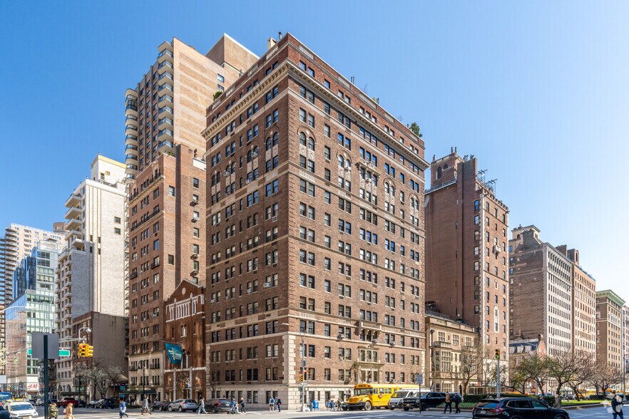 More Photos Of 1035 Park Ave, New York Apartments For Lease