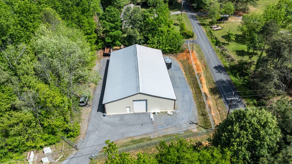 Primary Photo Of 1 Albion SW dr, Rome Warehouse For Sale