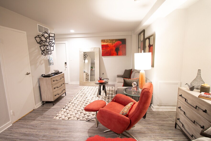 More Photos Of 205 34th St, Virginia Beach Apartments For Lease