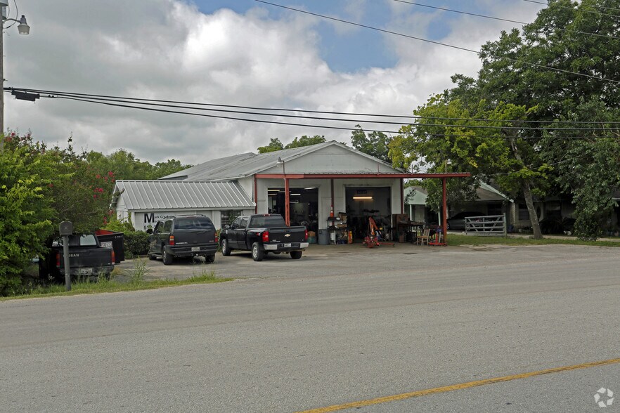 Primary Photo Of 1160 W Goforth St, Buda Auto Repair For Sale