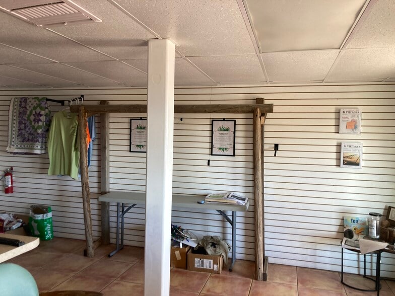 More Photos Of 105 N Frontage Rd, Pearce Storefront For Lease