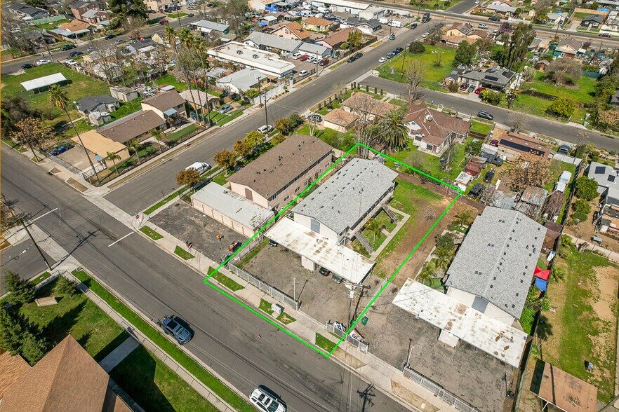 More Photos Of 4421 E Hedges Ave, Fresno Apartments For Sale