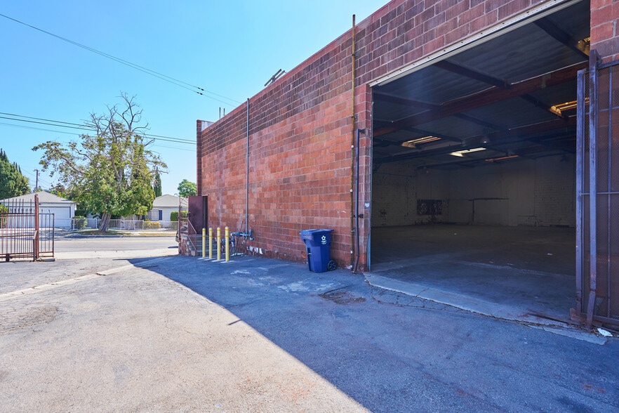 More Photos Of 1200 W El Segundo Blvd, Gardena Manufacturing For Sale