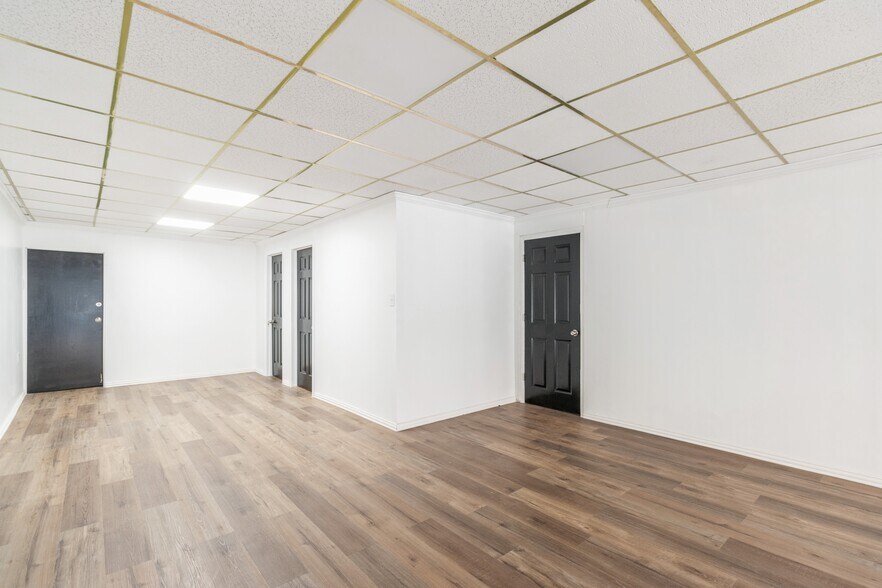 More Photos Of 1312 Kings Hwy, Swedesboro Storefront Retail Residential For Sale