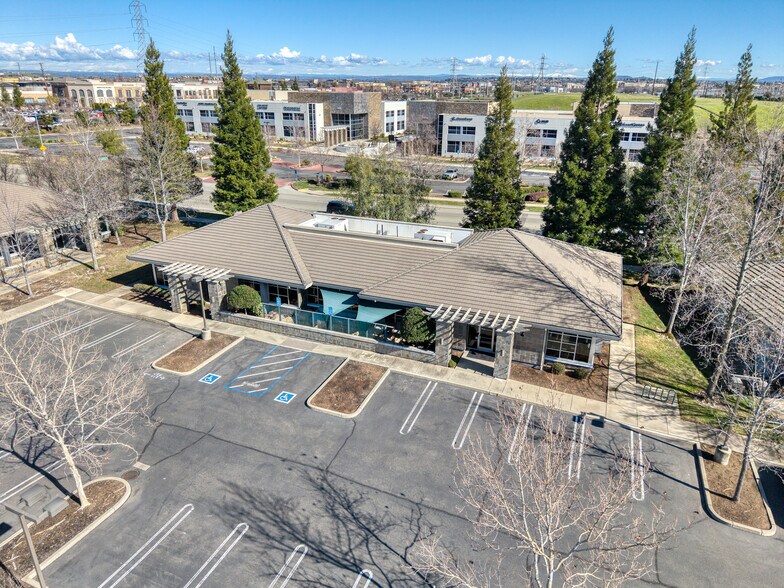 More Photos Of 975 Reserve Dr, Roseville Medical For Sale