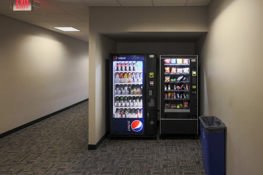 More Photos Of 9220 Bass Lake Rd, New Hope Medical For Lease