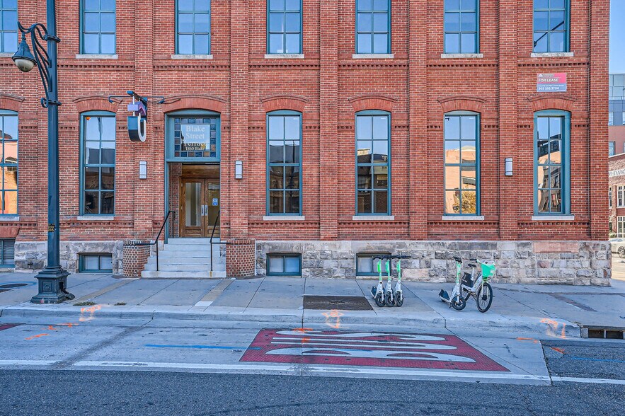 More Photos Of 1860 Blake St, Denver Office For Lease