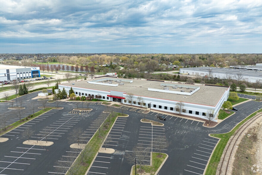 More Photos Of 10100 Woodward Ave, Woodridge Warehouse For Sale