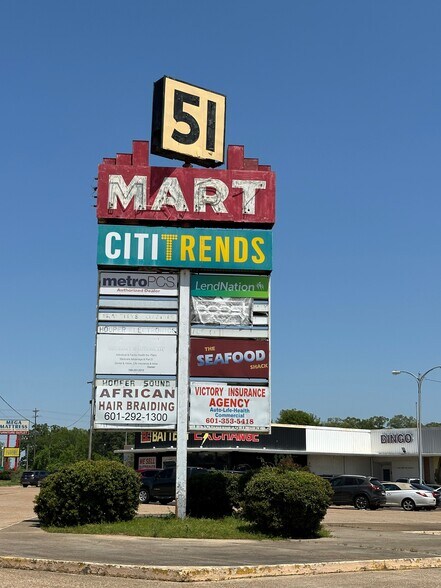 More Photos Of 1700 Terry Rd, Jackson General Retail For Sale