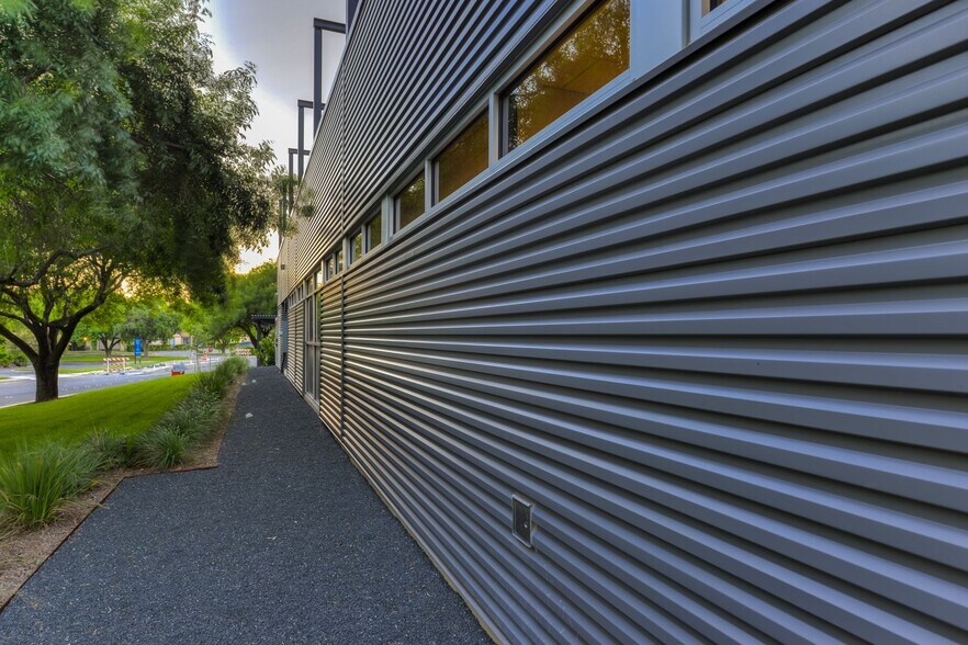 More Photos Of 4611 Centerview, San Antonio Medical For Sale