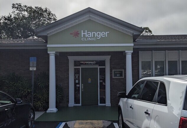 More Photos Of 5432 Bee Ridge Rd, Sarasota Medical For Sale