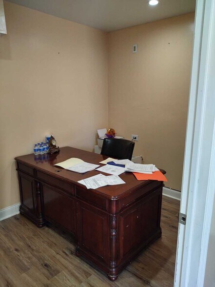 More Photos Of 1603 S Broad St, Hamilton Religious Facility For Sale