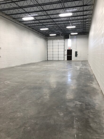 More Photos Of 415 Nina Way, Warminster Light Distribution For Lease