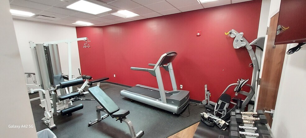 More Photos Of 61-89 Avenue K, Newark Manufacturing For Lease