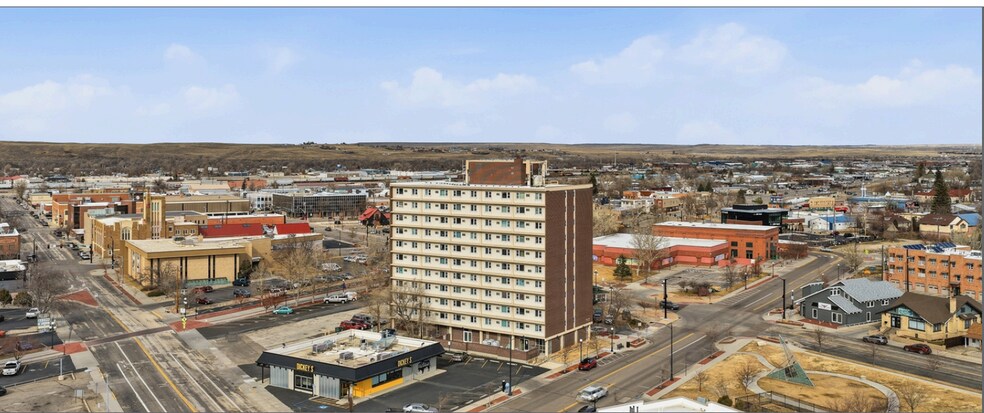 More Photos Of 300 E Collins Dr, Casper Apartments For Sale