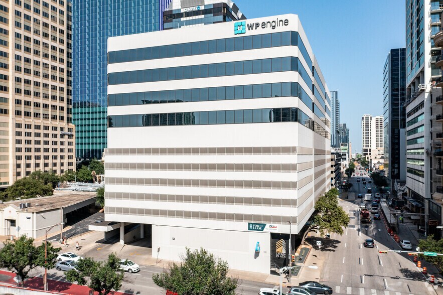 More Photos Of 504 Lavaca St, Austin Office For Lease