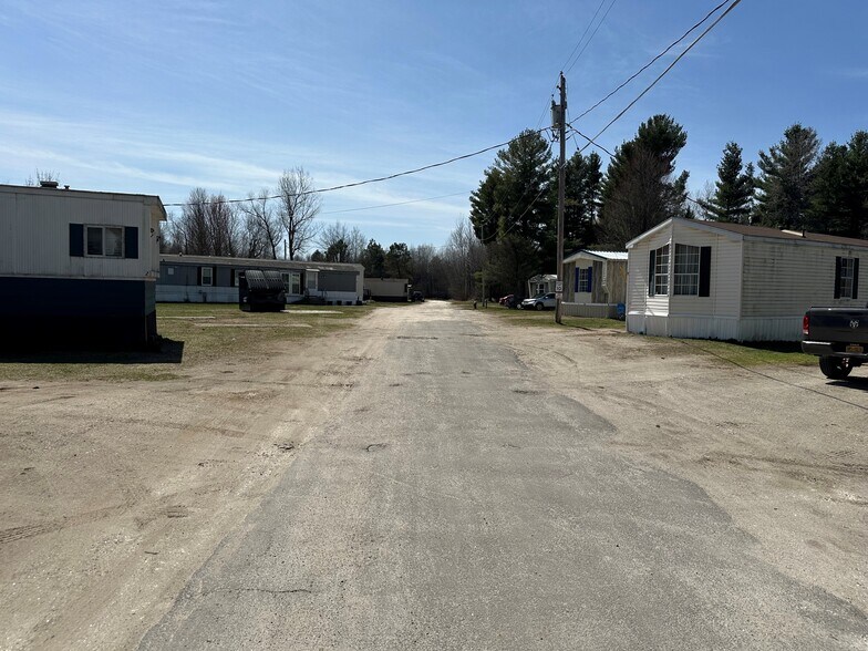 More Photos Of 37 Fox Farm Rd, Gouverneur Manufactured Housing Mobile Home Park For Sale