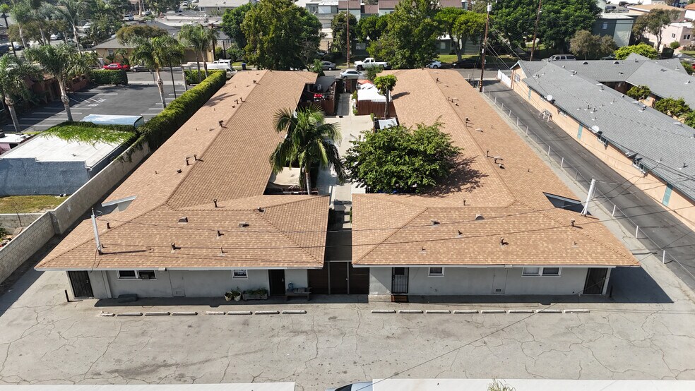 More Photos Of 609 N Baker St, Santa Ana Apartments For Sale