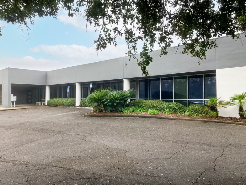 More Photos Of 2700 S Blair Stone Rd, Tallahassee Office For Lease