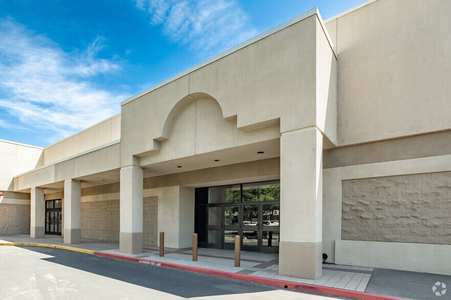 More Photos Of 1900-2000 E 20th St, Chico Unknown For Lease