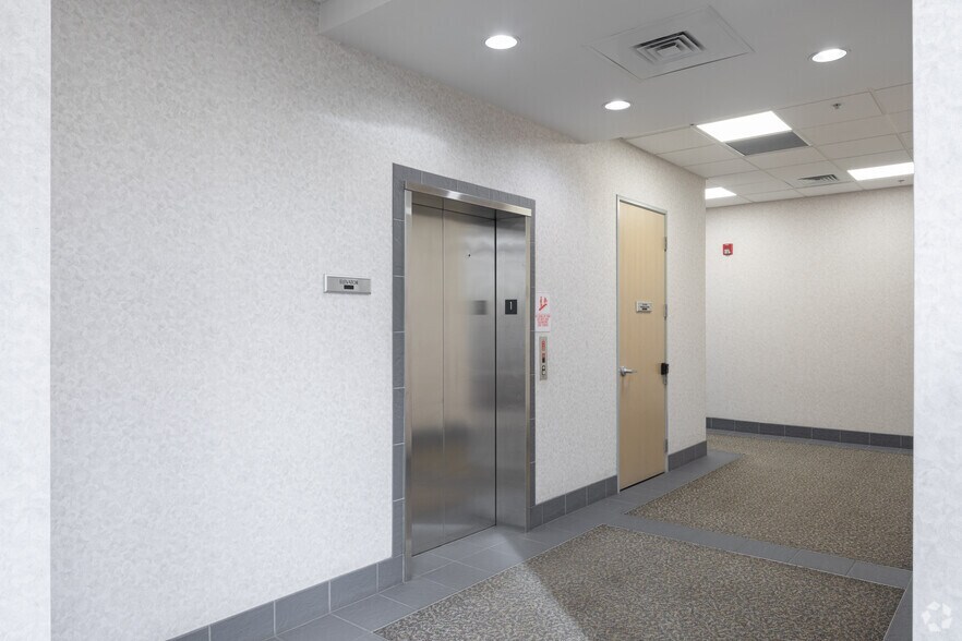 More Photos Of 8601 Turnpike Dr, Westminster Unknown For Lease