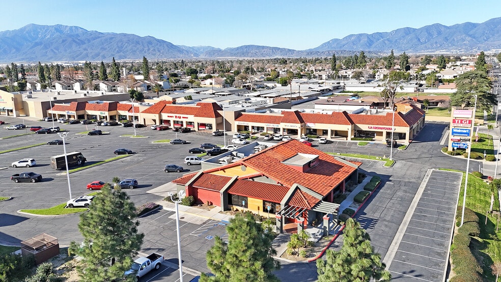 More Photos Of 128-300 W Base Line Rd, Rialto Unknown For Lease
