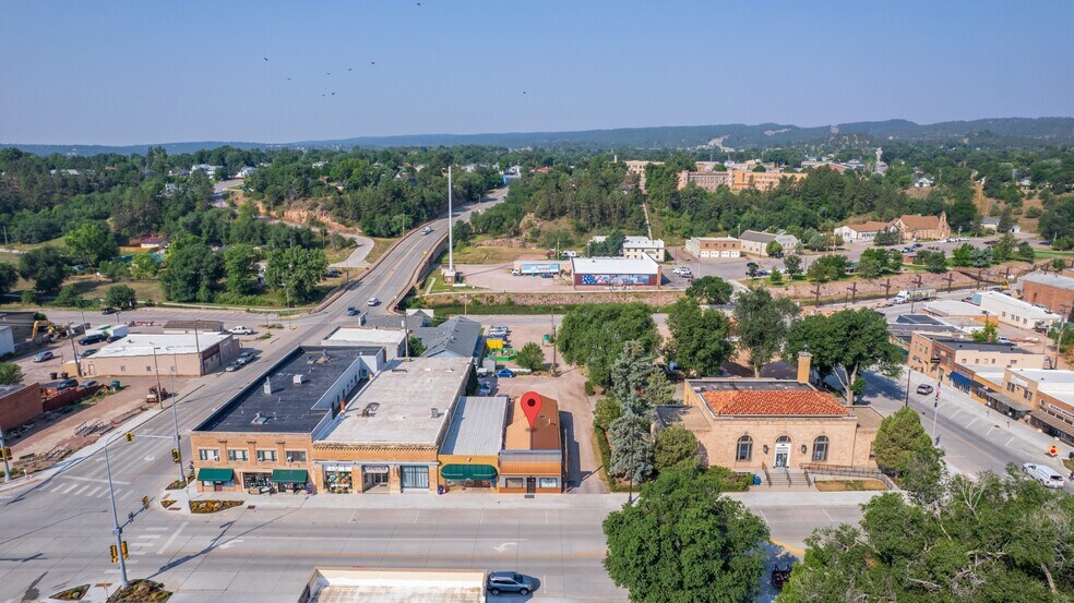 More Photos Of 112 N Chicago St, Hot Springs Light Distribution For Sale