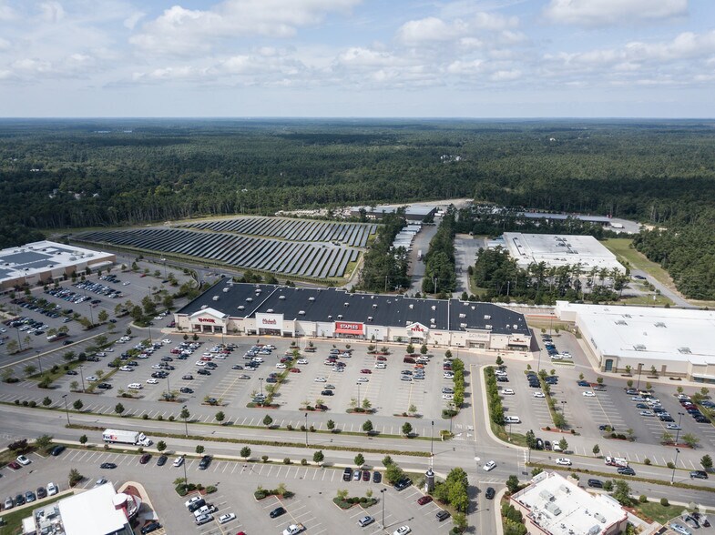 More Photos Of 2421 Cranberry Hwy -, Wareham Unknown For Lease